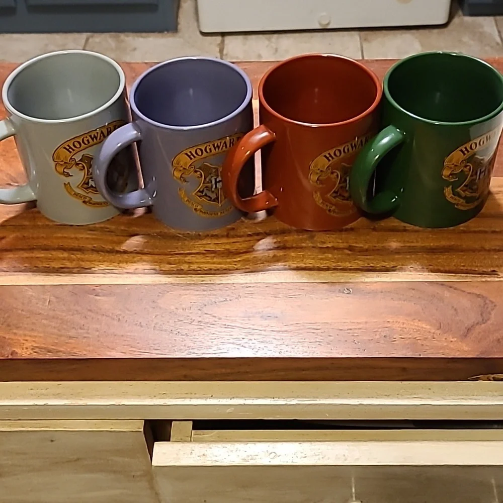 Harry Potter mugs. - Picture 2 of 7